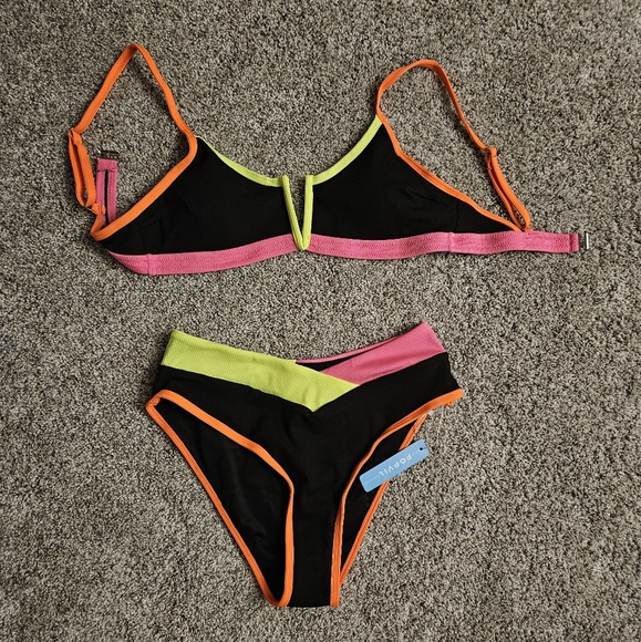 Popvil v-wire color block bikini - Picture 2 of 5